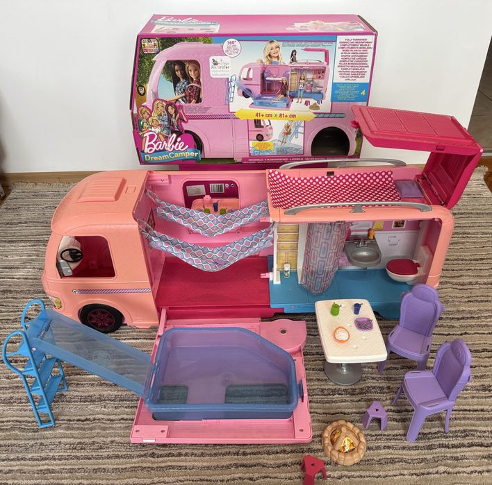 Jucarii / Lot / Colectie Barbie Mattel
