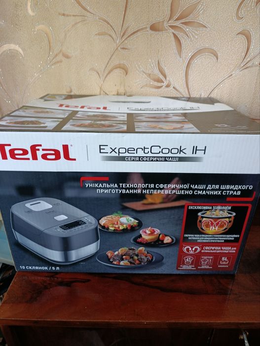 Мультиварка  новая