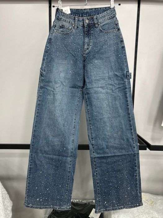 Дънки с камъчета