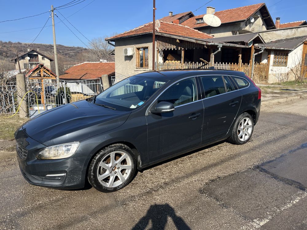 Volvo V60 НА ЧАСТИ 2.0D