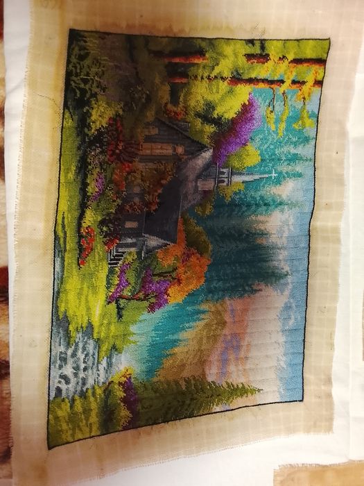 Goblen de vânzare Bisericuța de munte, lucrate manual !