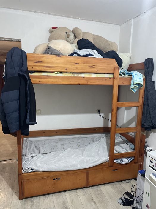 Детская двухярусная кровать