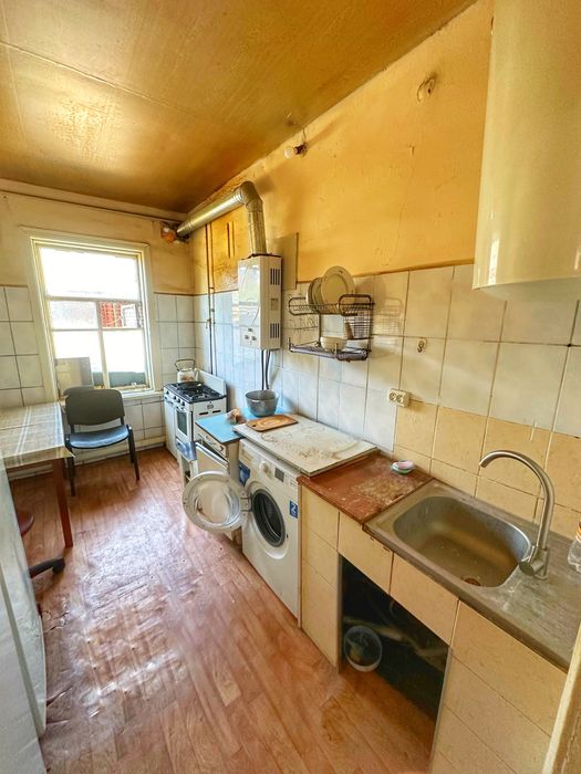 Сдам 1 комнату в доме срочно