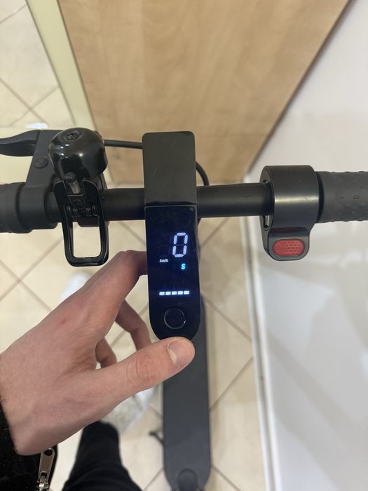 Trotineta electrica Xiaomi Mi Pro 2