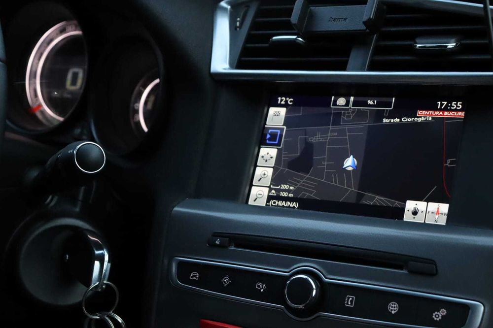 Vând Citroen C4 motor 1.2 benzină