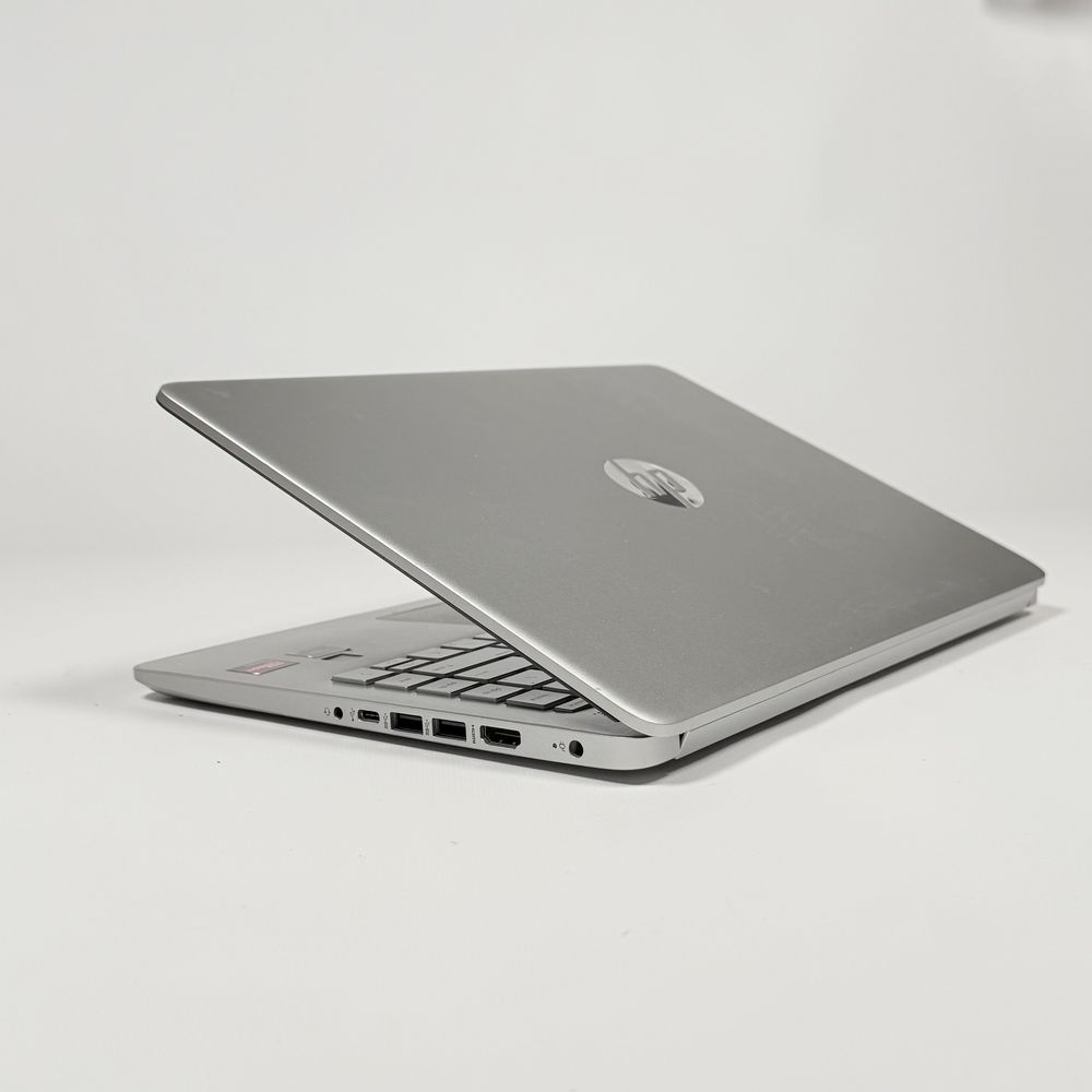 Лаптоп HP 14s/FHD IPS/Ryzen 3 5300U/512GB NVMe/8GB RAM/Подсветка
