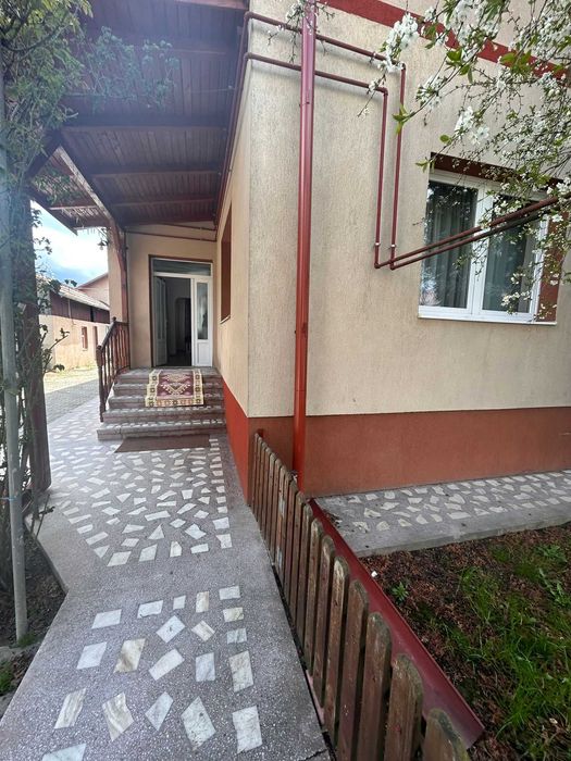 Casa de inchiriat, zona HOREA, FLORESTI