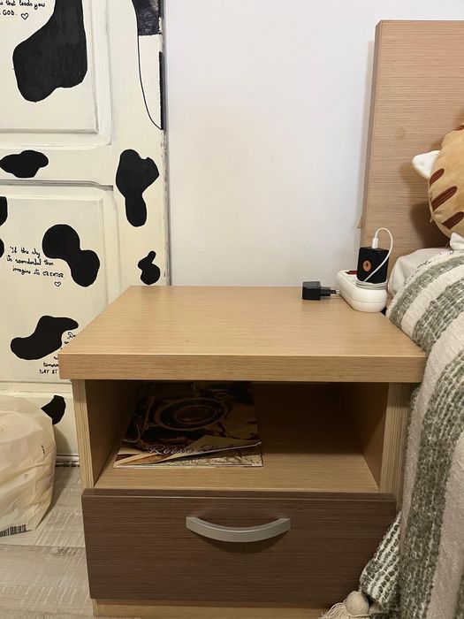 Mobila dormitor cu pat