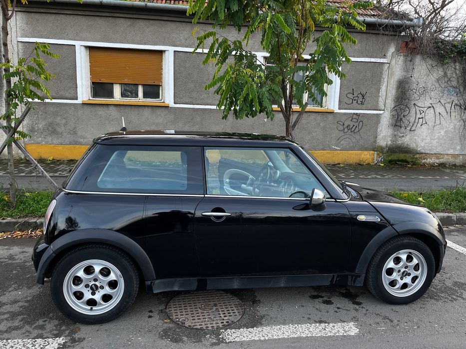 Mini one de vânzare