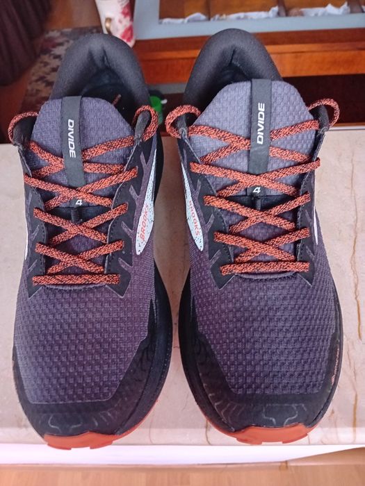 Vând adidași Brooks goretex mas.45 (29cm inter)