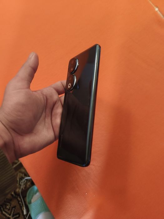 Vând / Schimb Honor 90