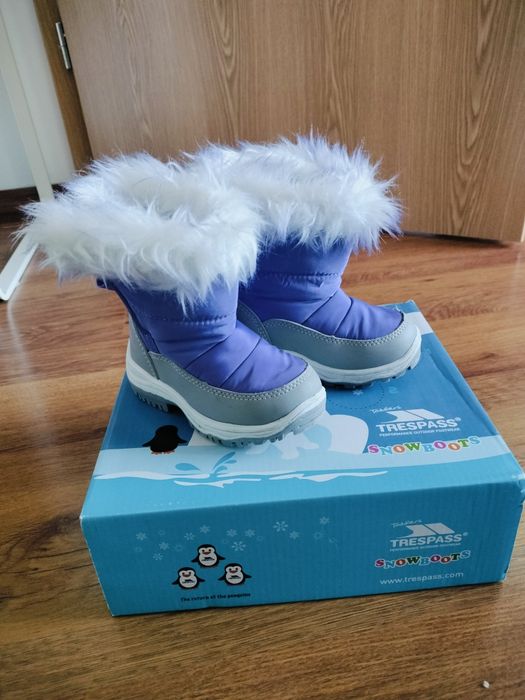 Cizme trespass mărimea 22