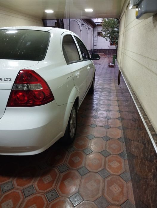 nexia 3 avtomat sotiladi