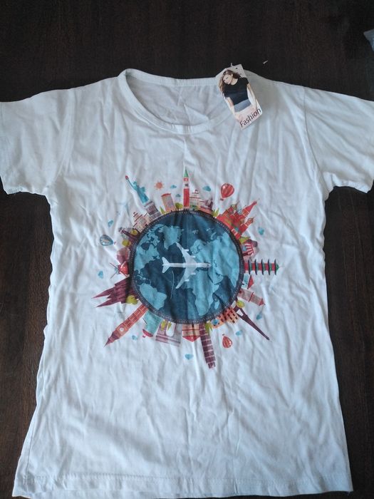 Новые футболки на девочку