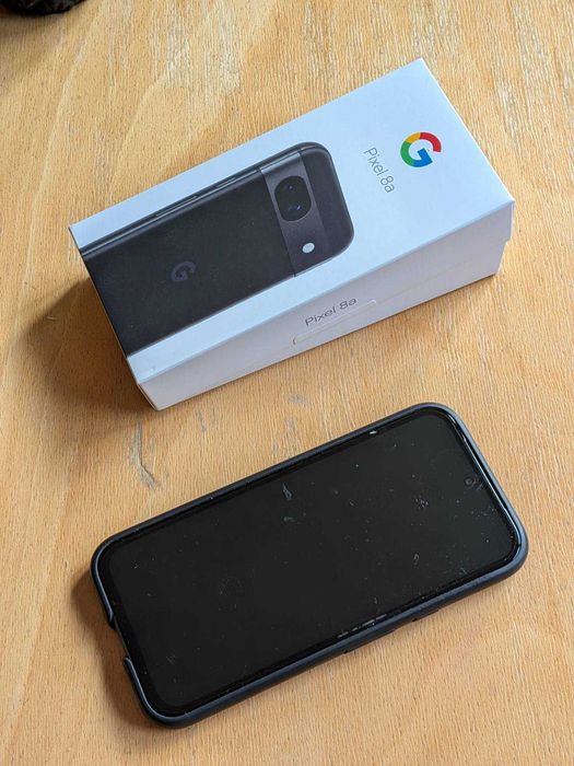 Google Pixel 8a 128GB с 1г. оставаща гаранция