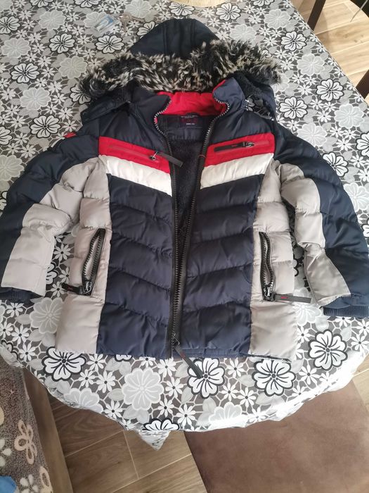 Детско зимно яке с качулка