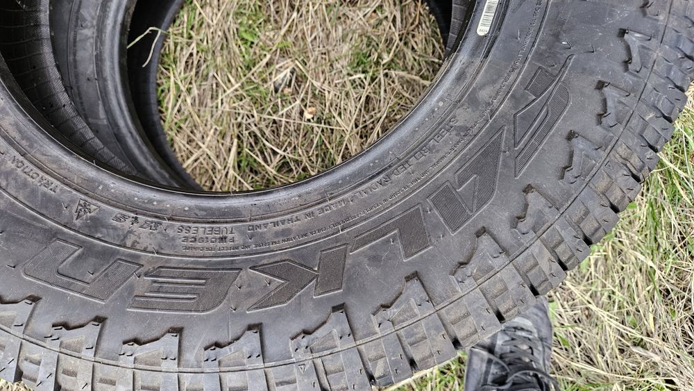 2бр гуми 205 16С 205 80 16 фалкен falken