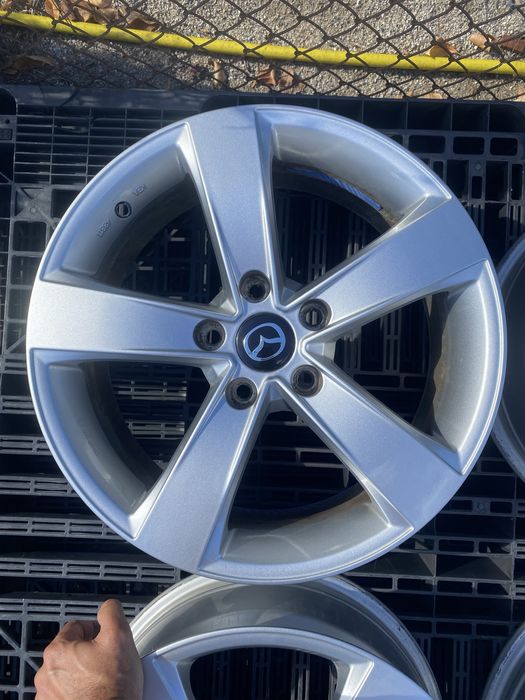 17 цола 5 х 114.3 мм Киа , Хюндай , Тойота , Мазда