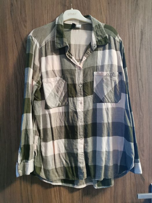 De vânzare cămașă dama