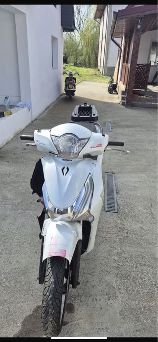 Vand scuter honda sh 125