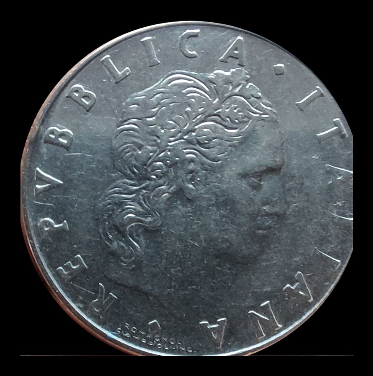 Se vând 4 monede de 100 de lei din 1943 și una de 25 de bani din 1966