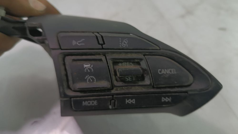 Comenzi volan Ford Kuga 2  [din 2013 pana  2020]