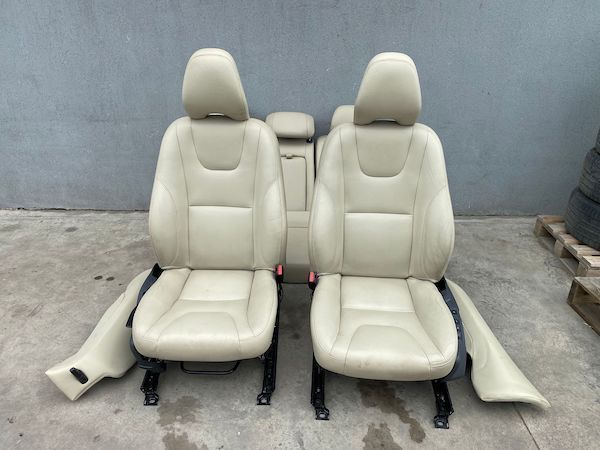 Interior piele crem electric cu incalzire VOLVO S60 2018