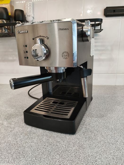 Кофеварка Saeco Poemia