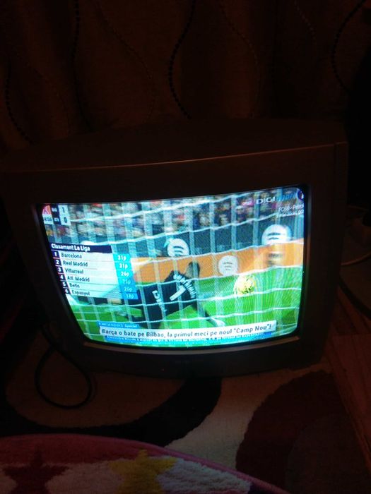 Vind televizor preti 100 mulțumes