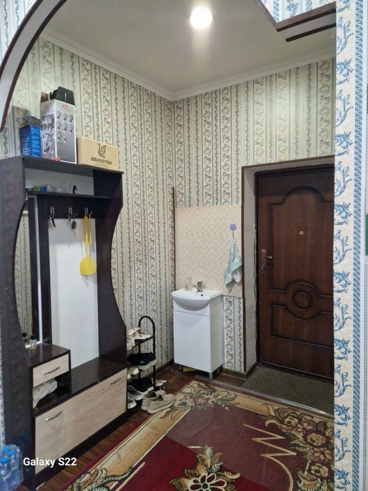 Коракамиш 2/5 да 4 хона квартира сотилади