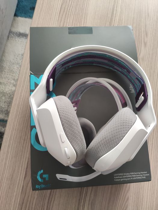 Logitech G733 White – безжични геймърски слушалки (Lightspeed)