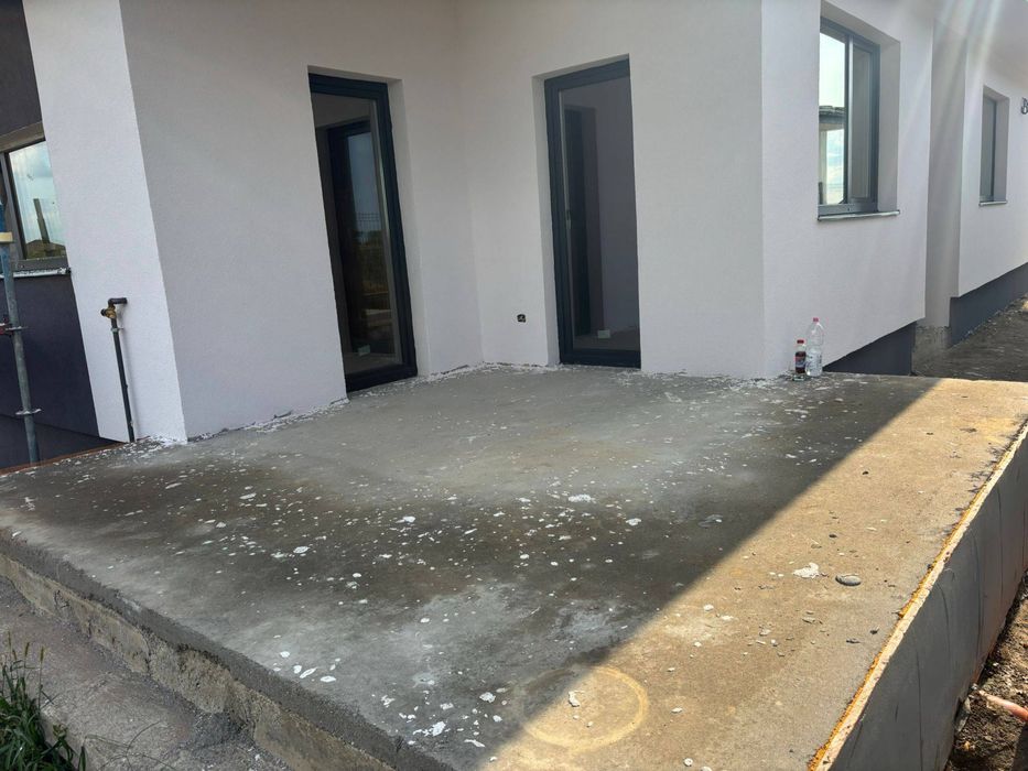 Proprietar, vand duplex.