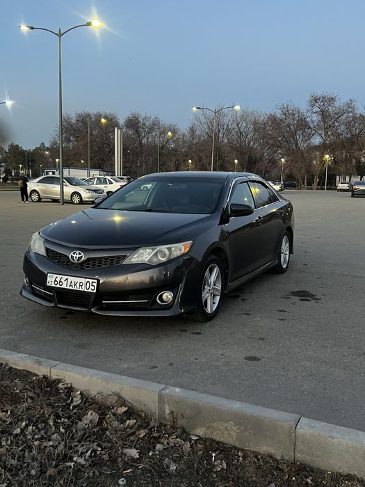 Продам либо меняю камри 50 на квартиру/дом