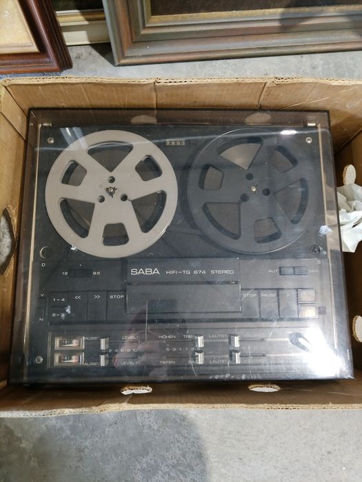 Стар ролков магнетофон SABA