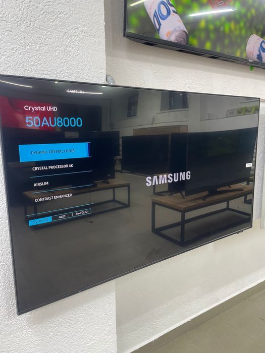Телевизор Samsung 50AU8000