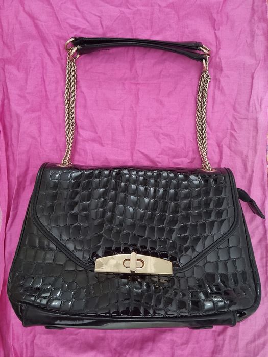 Новые кожаные сумки