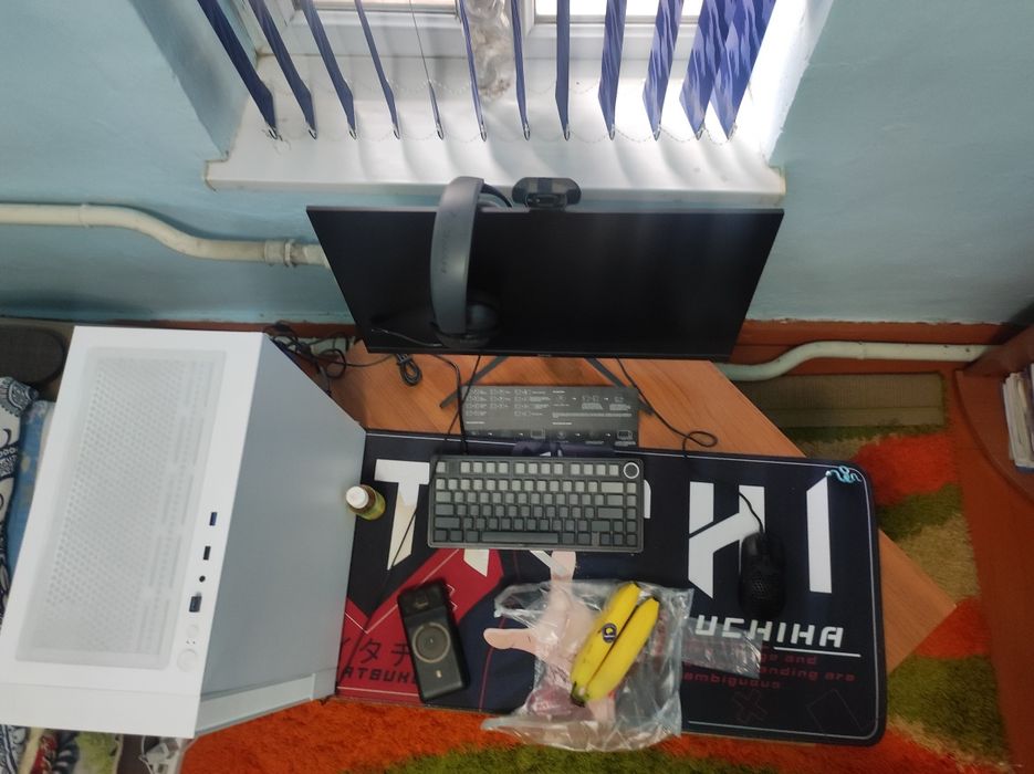 Стол для работы..