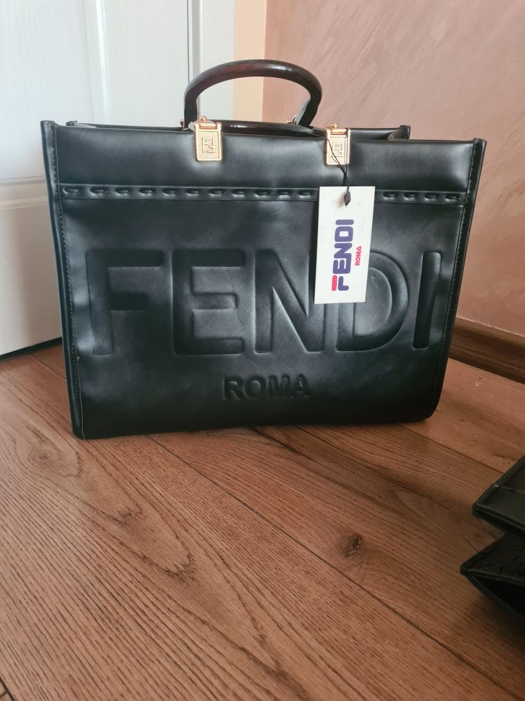 Чанти Gucci, Dior, Chloe, YSL