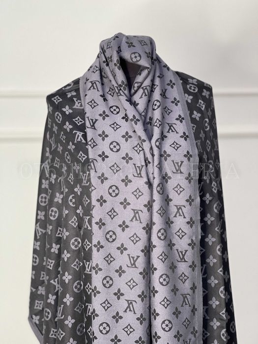 Esarfa/Sal Louis Vuitton  2 fetze