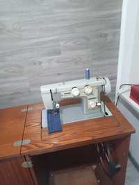 Швейная машинка Подольск 142