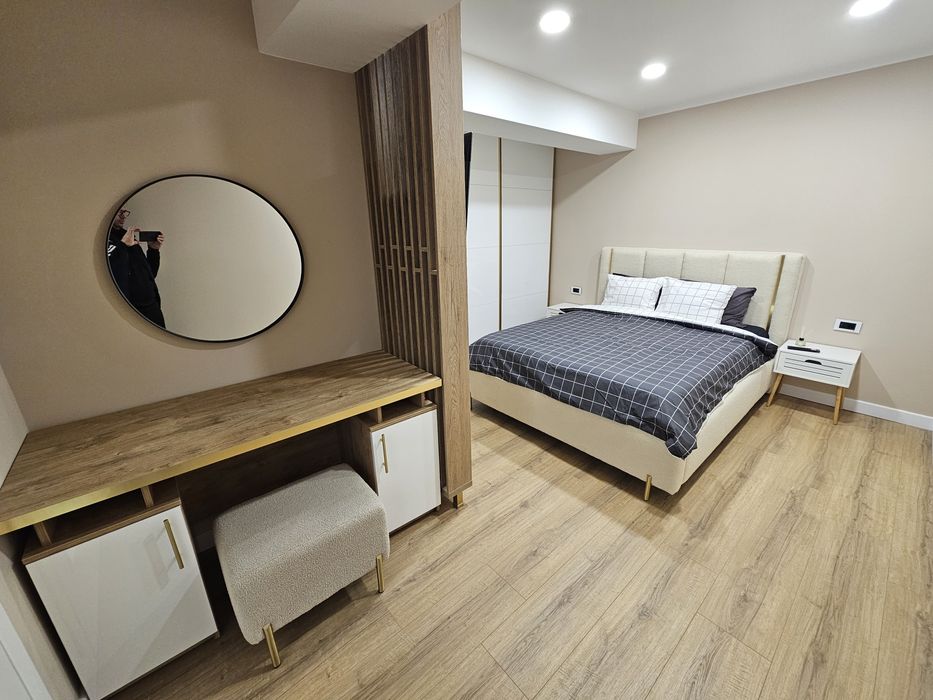 REGIM HOTELIER/TARG DE CRACIUN 2  apartamente Promenada Mall 3 Camere