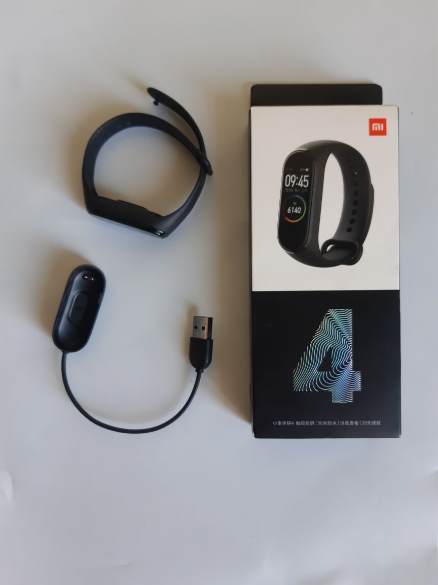 Mi band 4 фитнес браслет