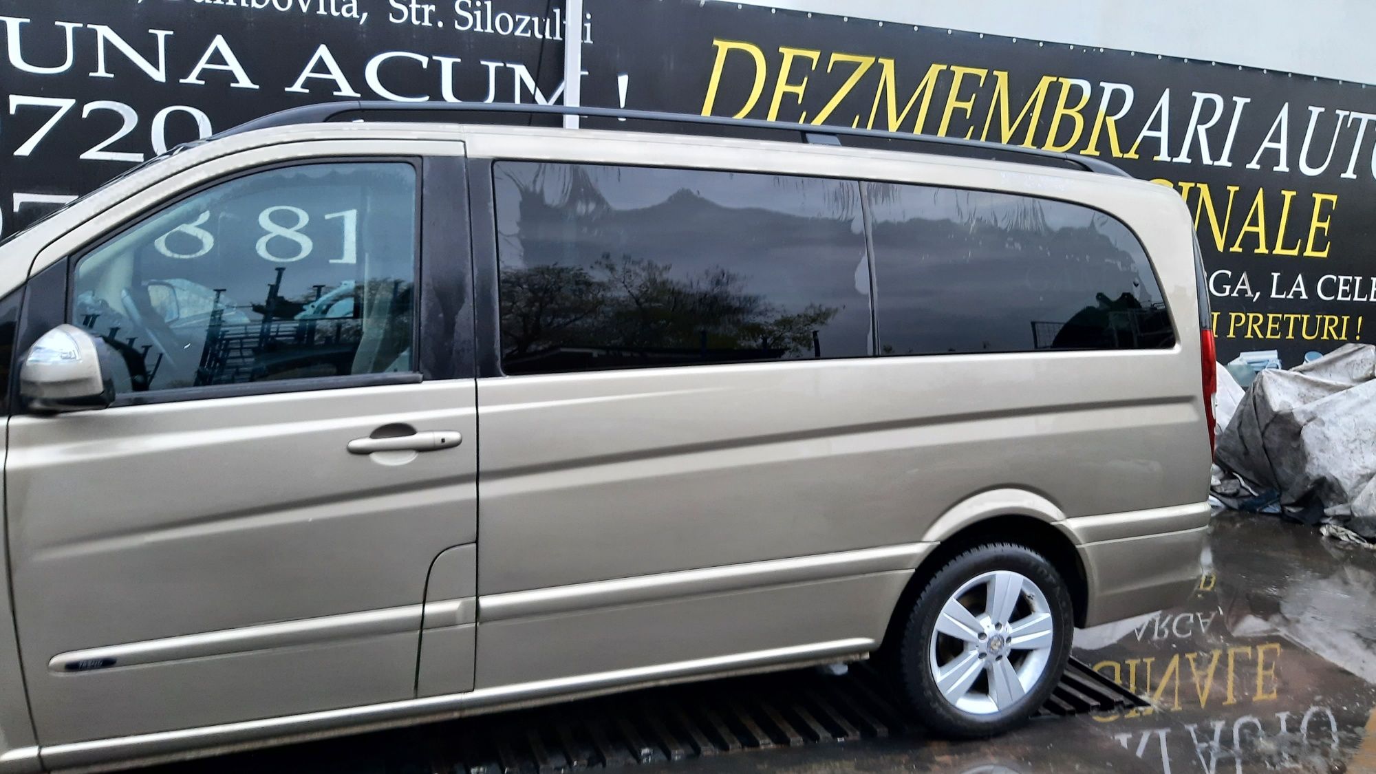 Dezmembrez mercedes Viano 3.0 v6 interior/scaune/banchete