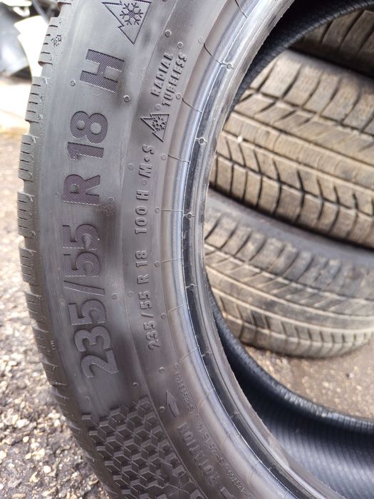 Зимни гуми Continental 235/55R18