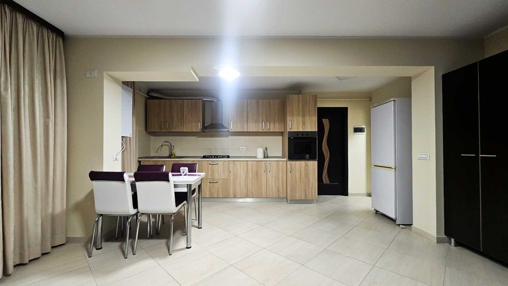 Inchiriez apartament 2 camere Sud Focsani