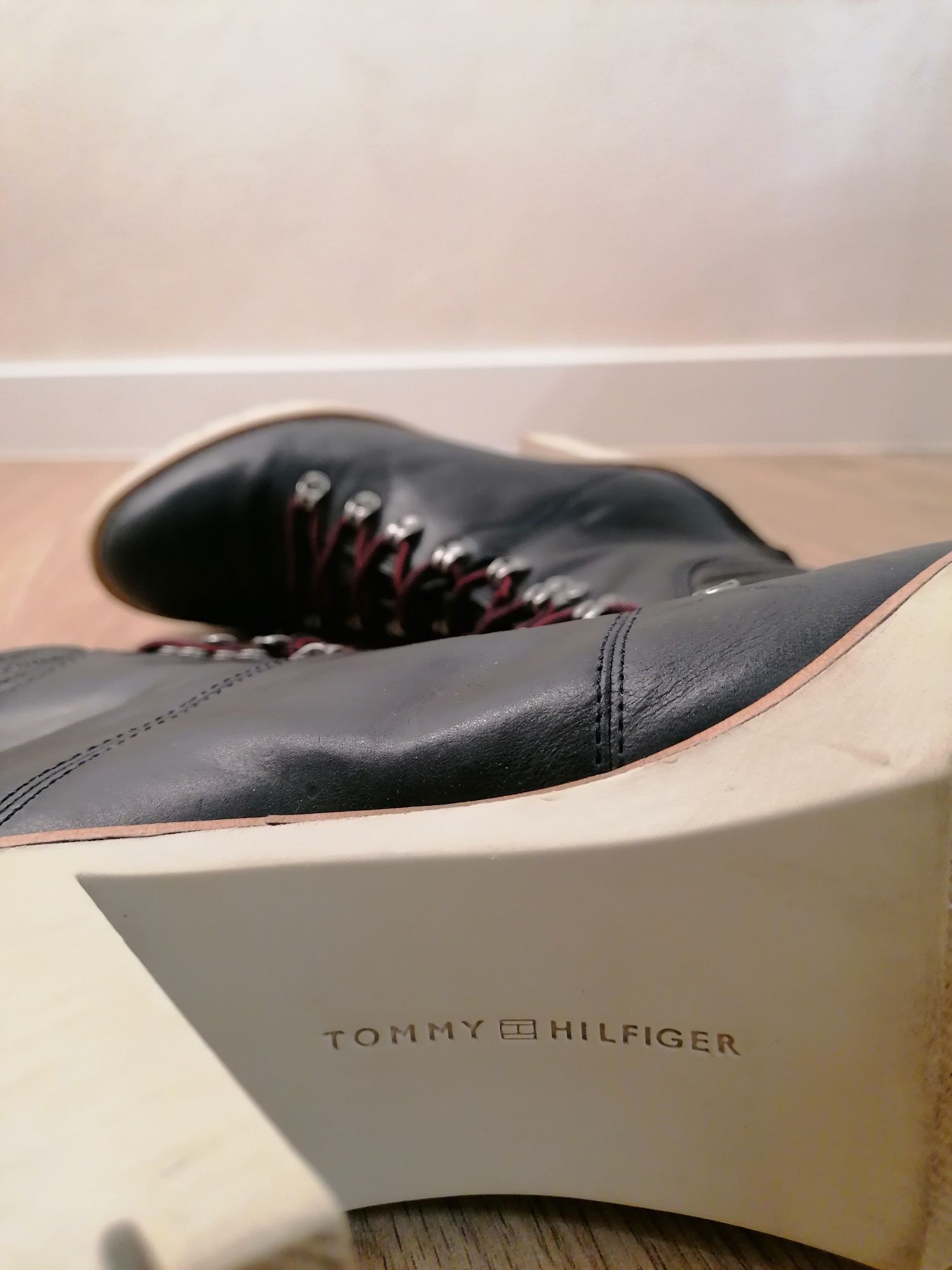 Боти естествена кожа Tommy Hilfiger