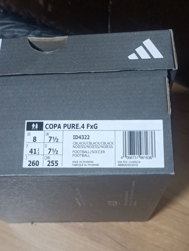 Бутонки на adidas