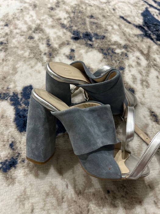 Продается элегантная женская обувь