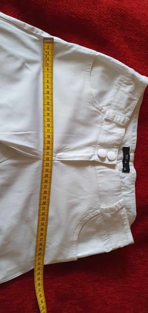 Pantaloni scurti eleganti, Nissa, noi, S