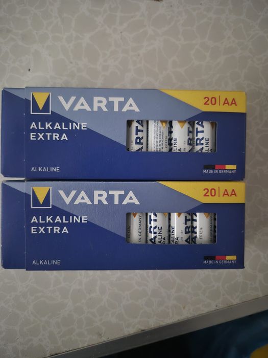 Baterii Varta ..